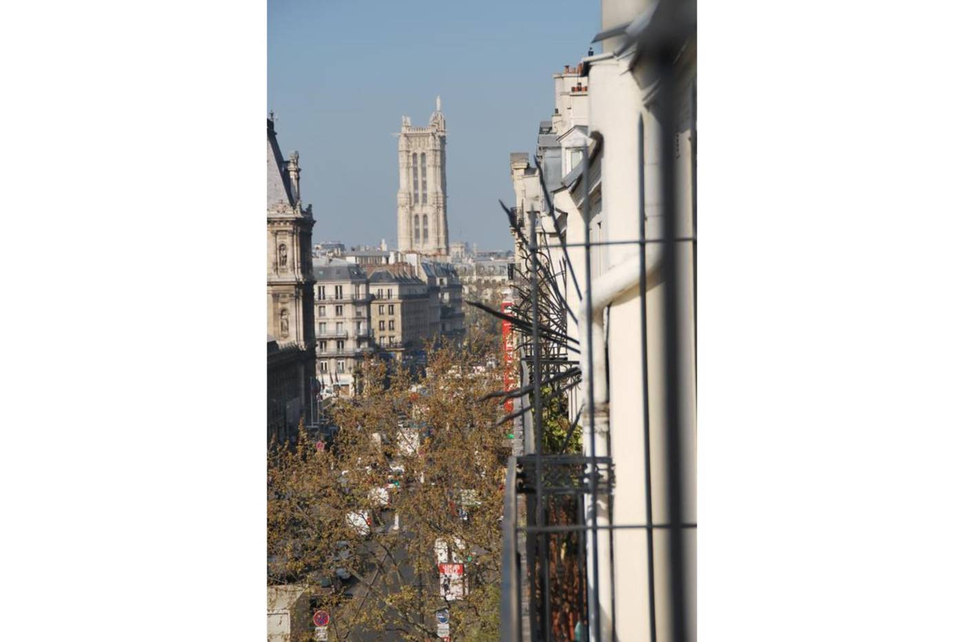 France-Louvre-Terrace-17