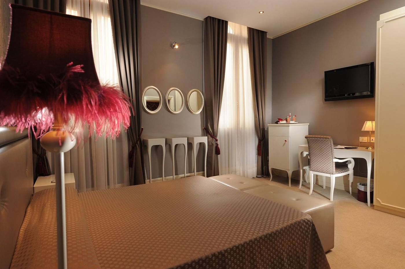 Ai-Due-Principi-Hotel-Room-4