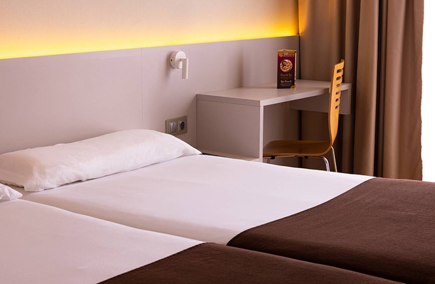 Paradise-Park-Fun-Lifestyle-Hotel-Room-36