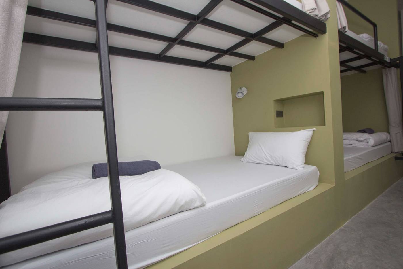 All-Day-Hostel-SHA-by-ZUZU-Room-28