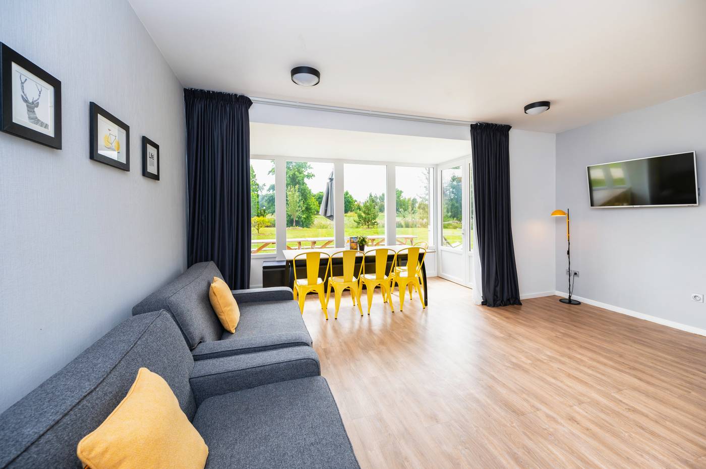 Staycity-Aparthotels-near-Disneyland---Paris-Room-31