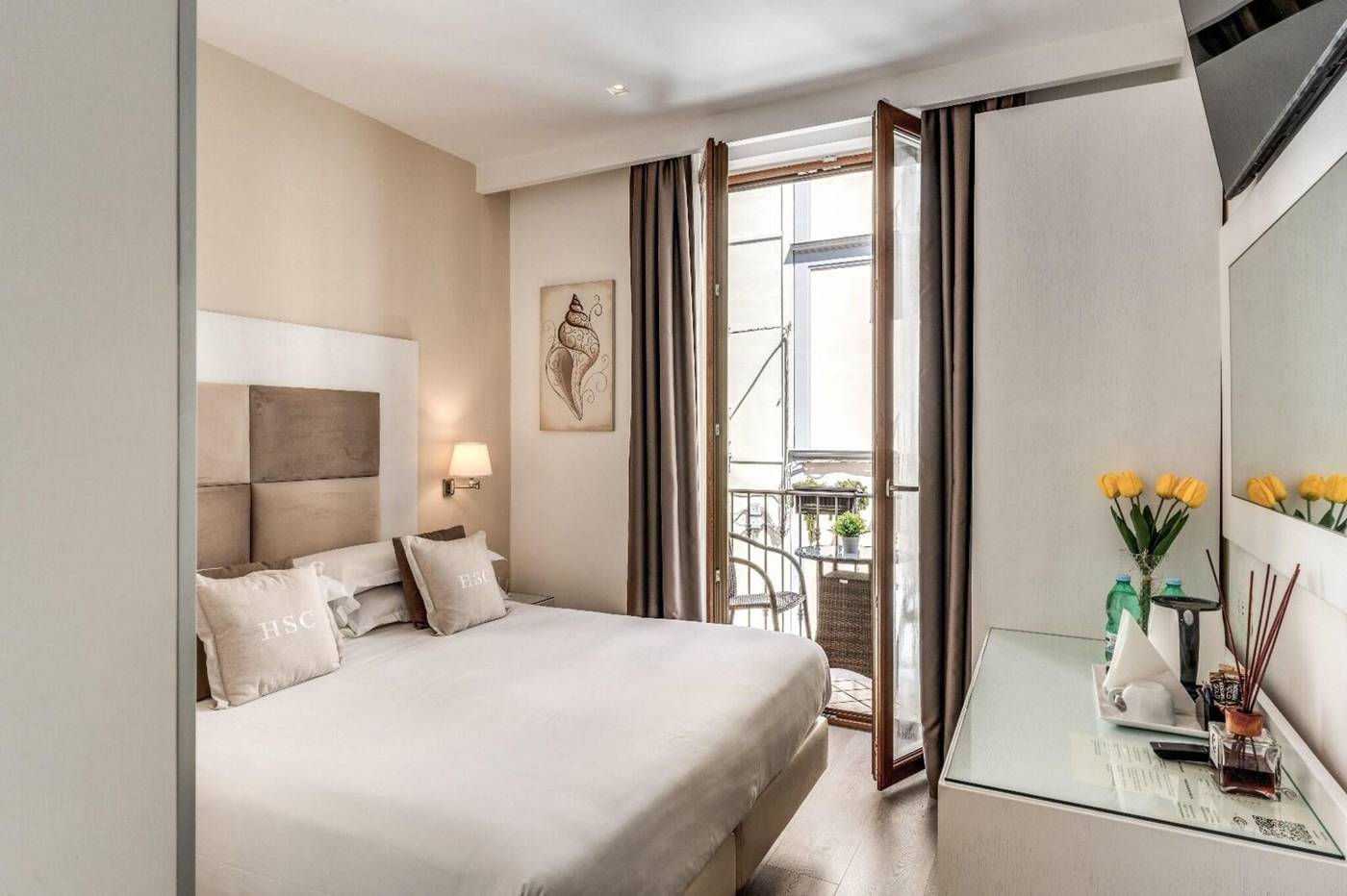 Sorrento-City-Room-40