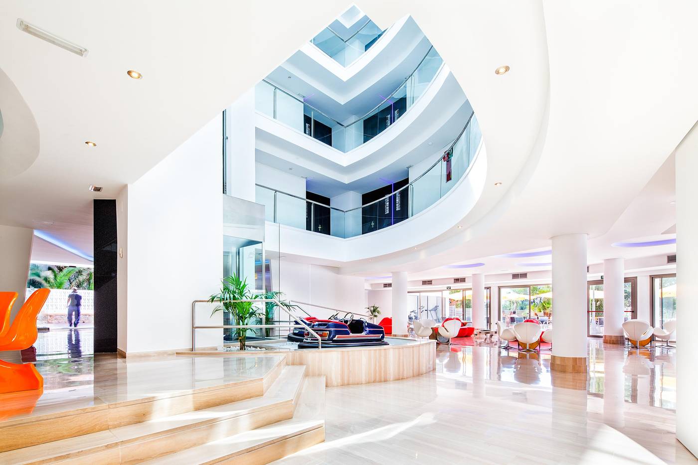 THB-Ocean-Beach-Lobby-60