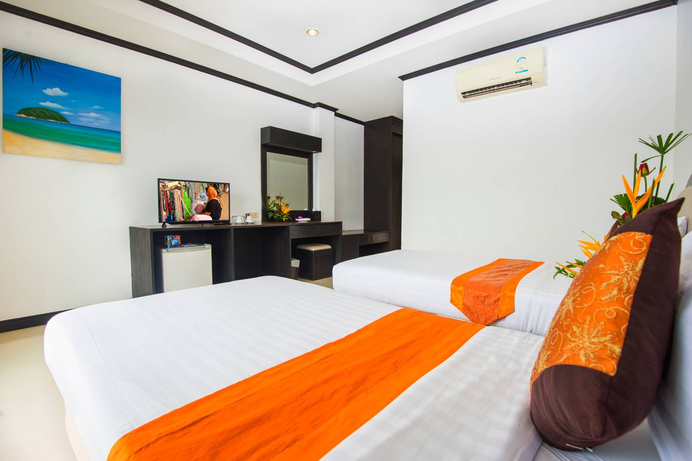 Tri-Trang-Beach-Resort-Room-18