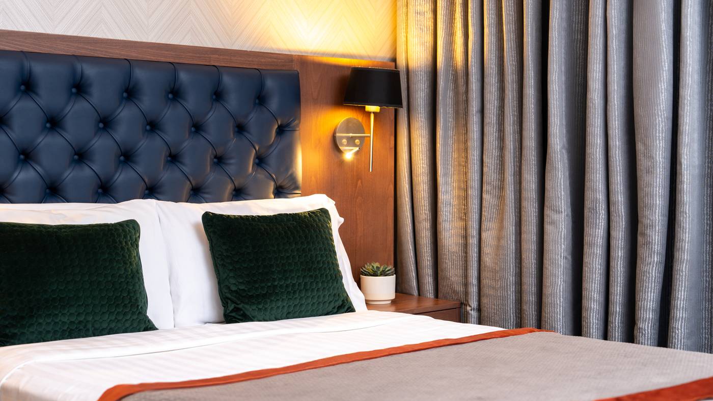 The-Fleet-Hotel-Room-36