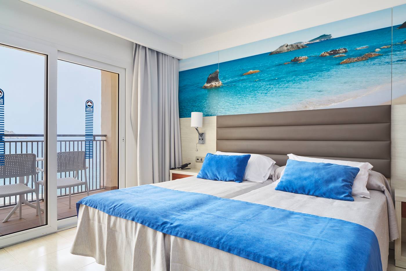 Invisa-Figueral-Resort---Cala-Blanca-Room-28