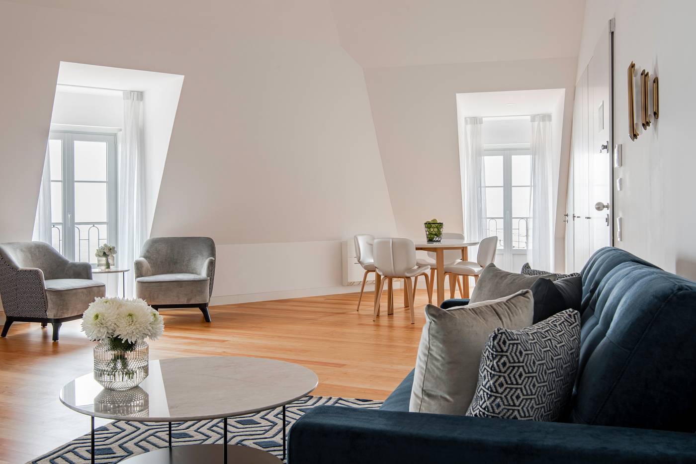 Tandem-Palacio-Alfama-Suites-Room-3