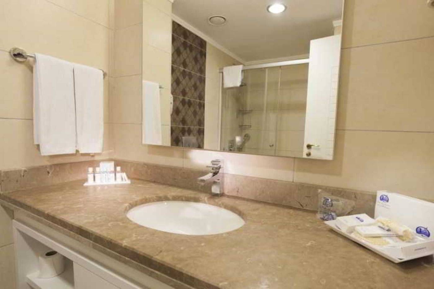 Villa-Side-Residence-Room-24