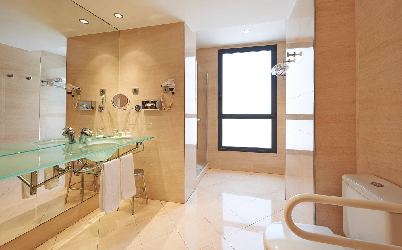 NH-Ciudad-de-Almeria-Room-11