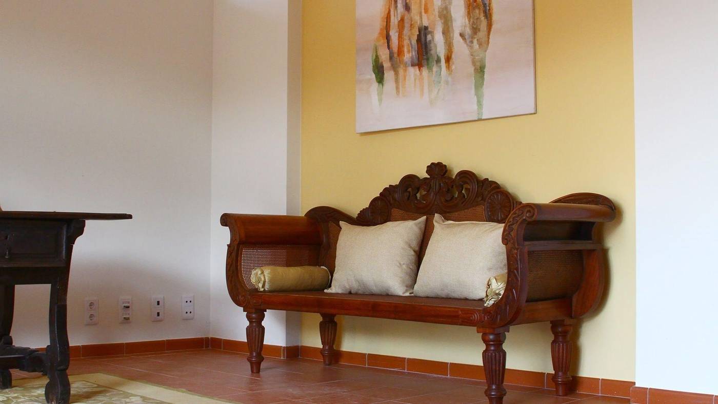 Casa-Do-Alfaro-Bar-12