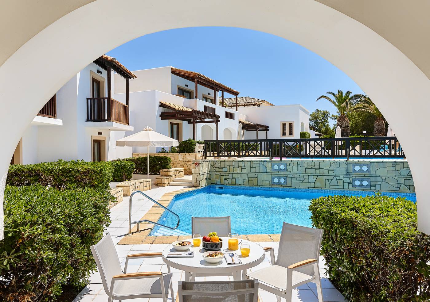 Aldemar-Knossos-Royal-Villas-Room-9
