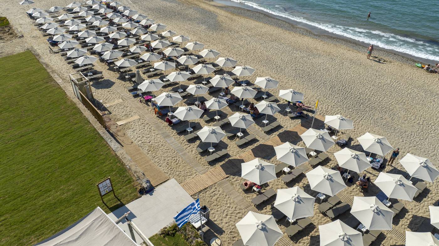 Vantaris Luxury Beach Resort