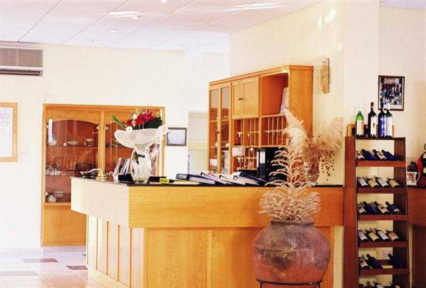 Tavros-Hotel-Apartments-Lobby-20