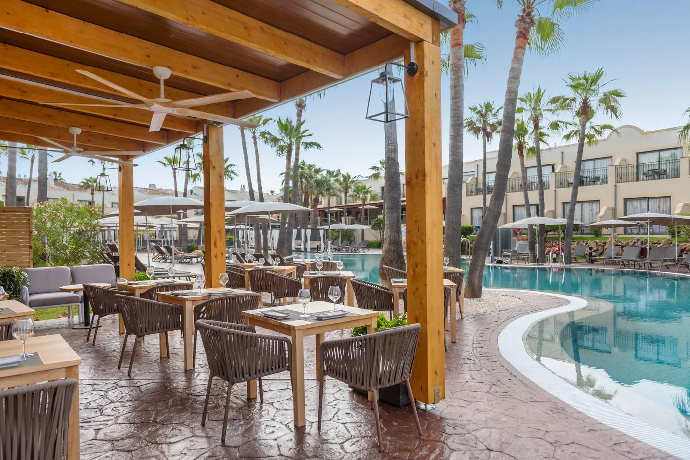 Valentin-Star---Adults-Only-General-view-9