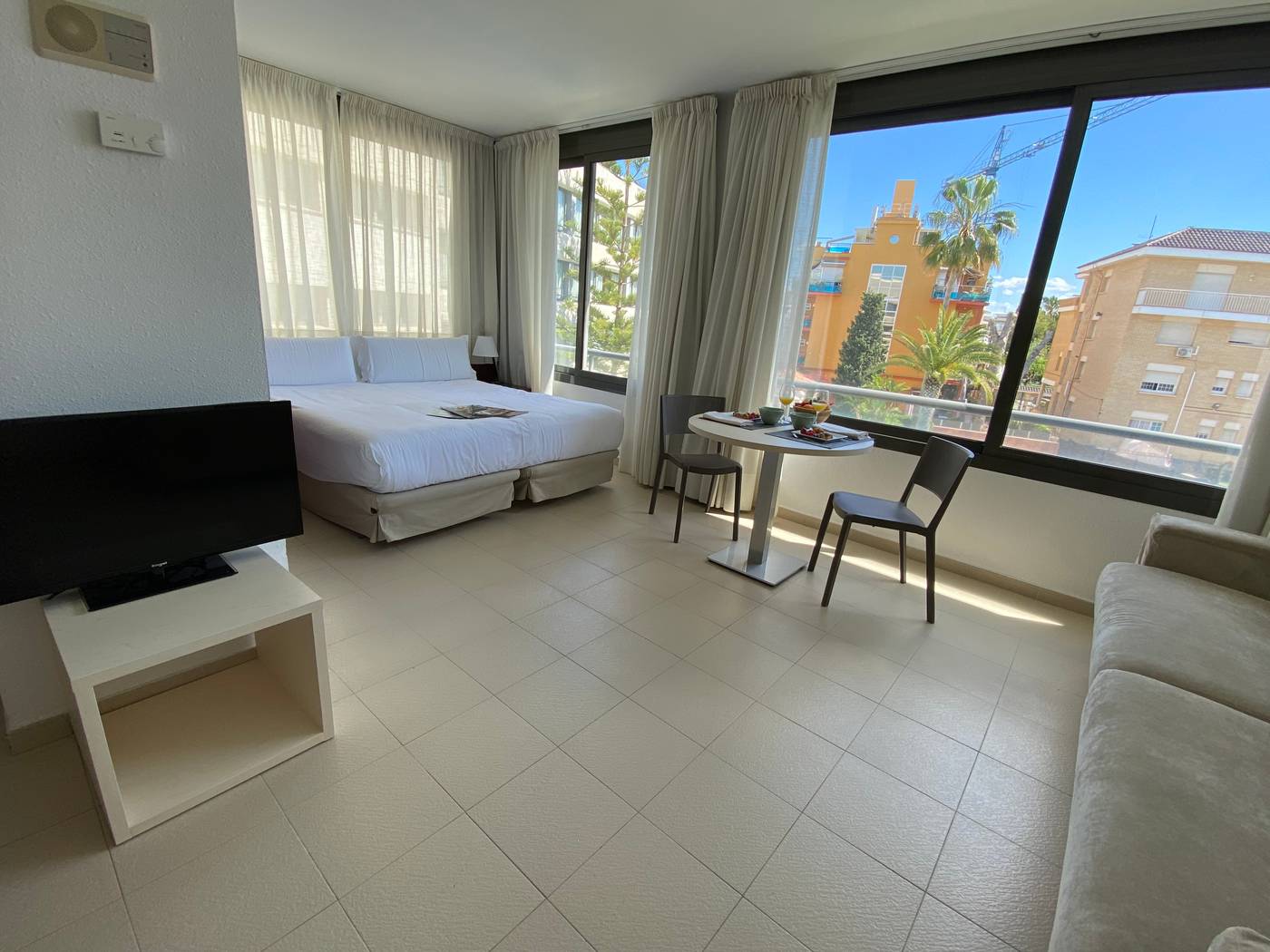 Atenea-Park-Suites---Apartments-Room-49
