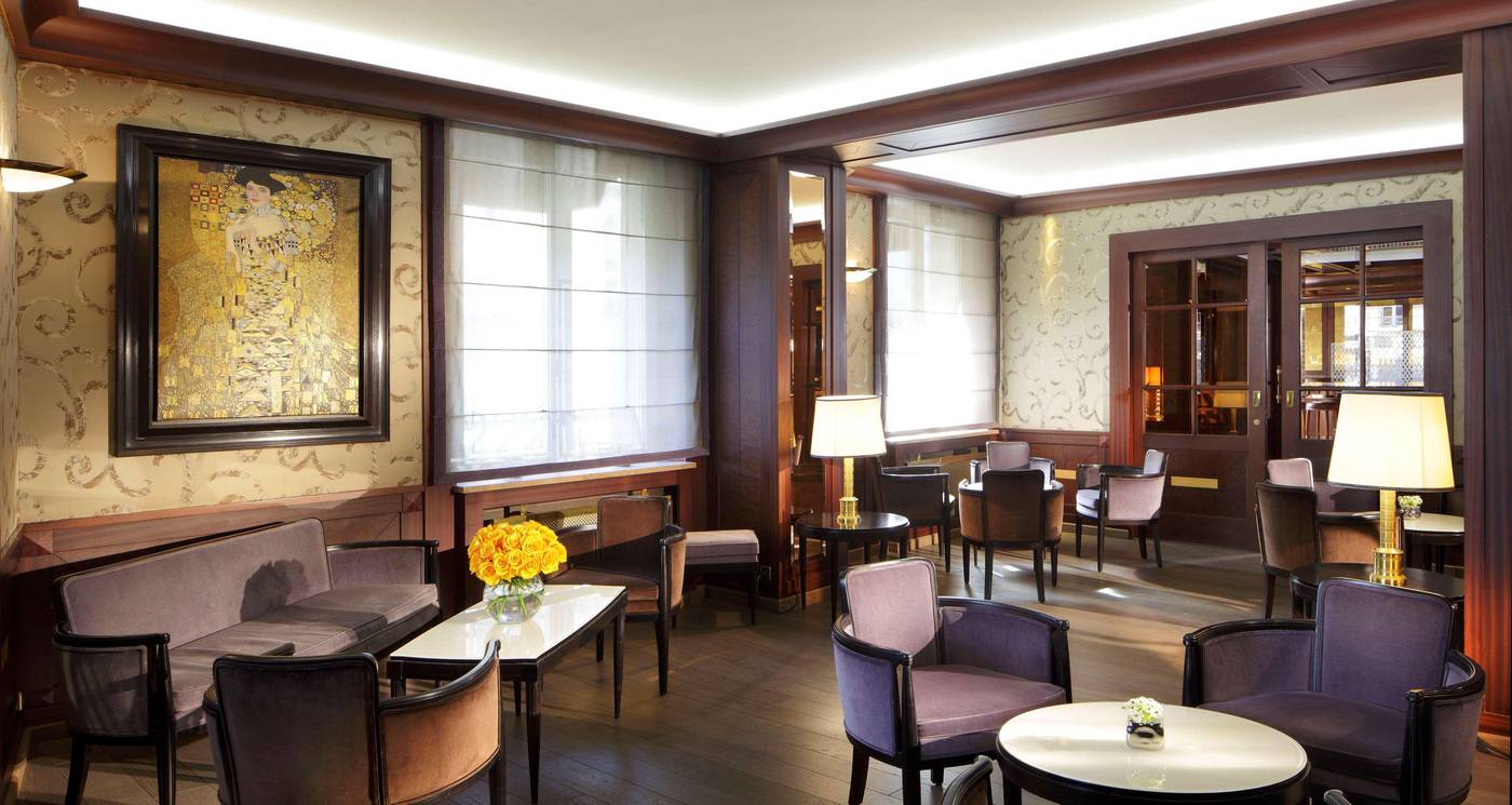 Splendid-Etoile-Lobby-16