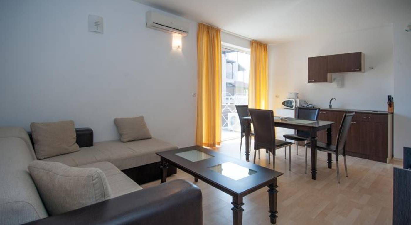 Stella-Polaris-Holiday-Complex-Room-5