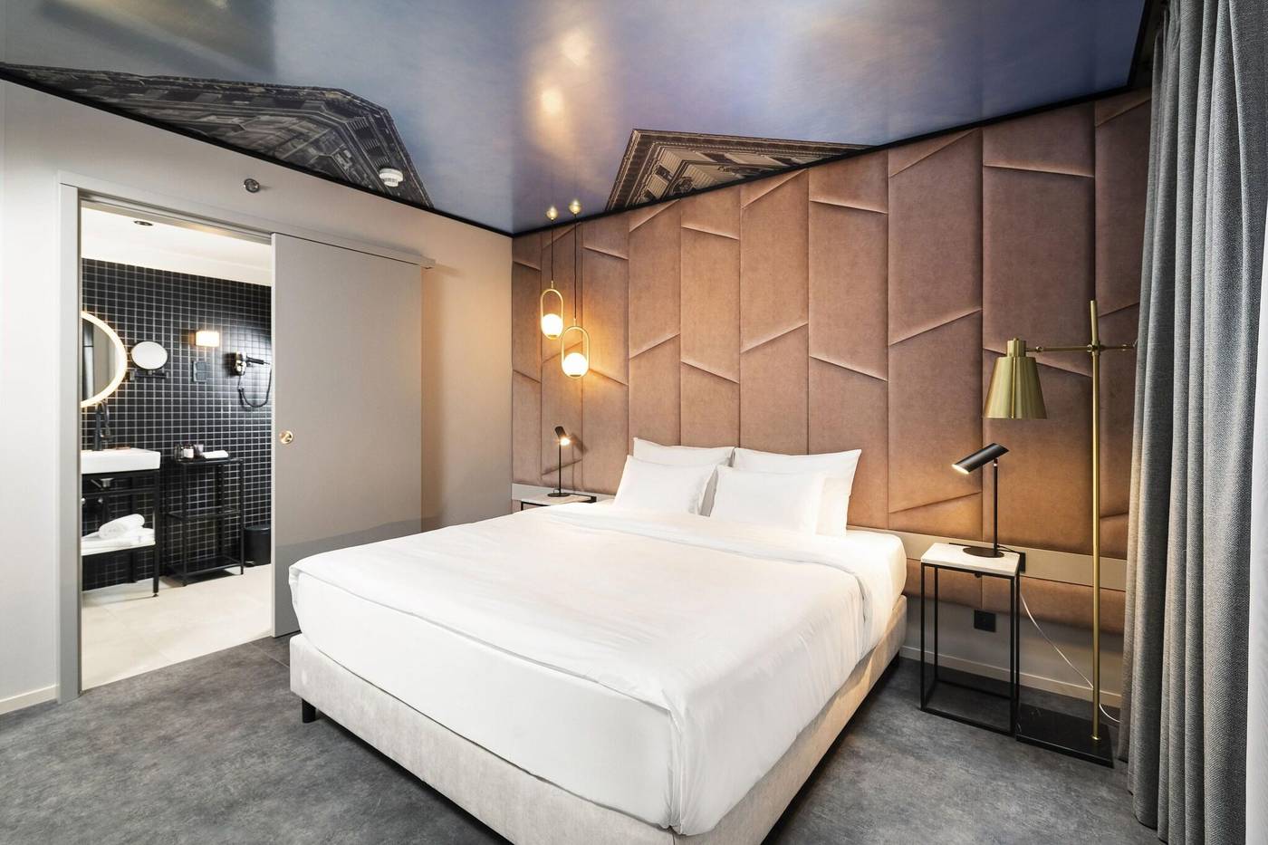The-Three-Corners-Downtown-Edition-Hotel-Room-10