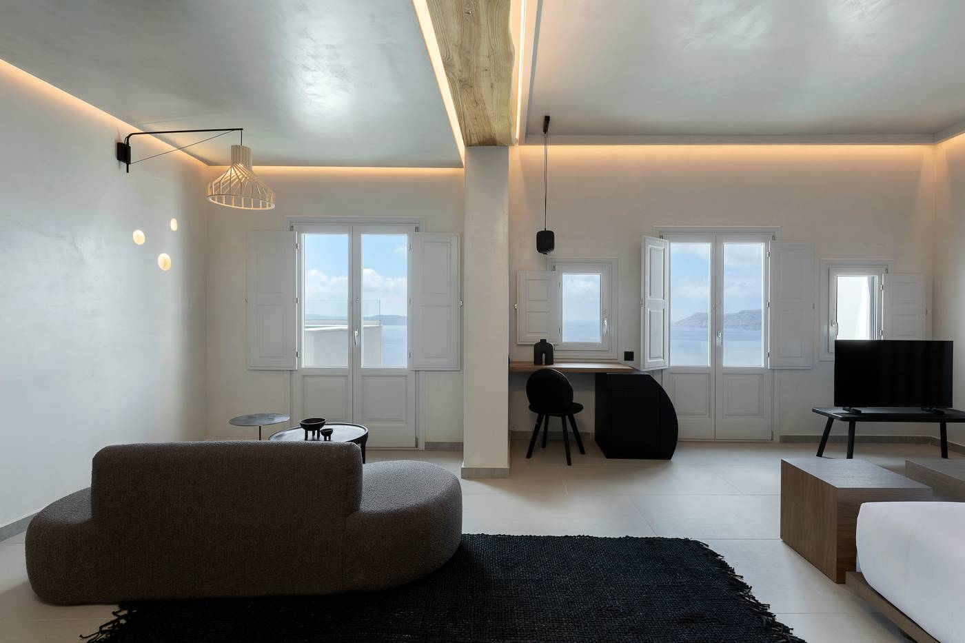 Hom-Santorini-Room-20