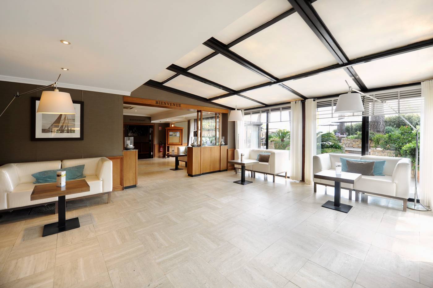 Hotel-Saint-Aygulf-Lobby-52