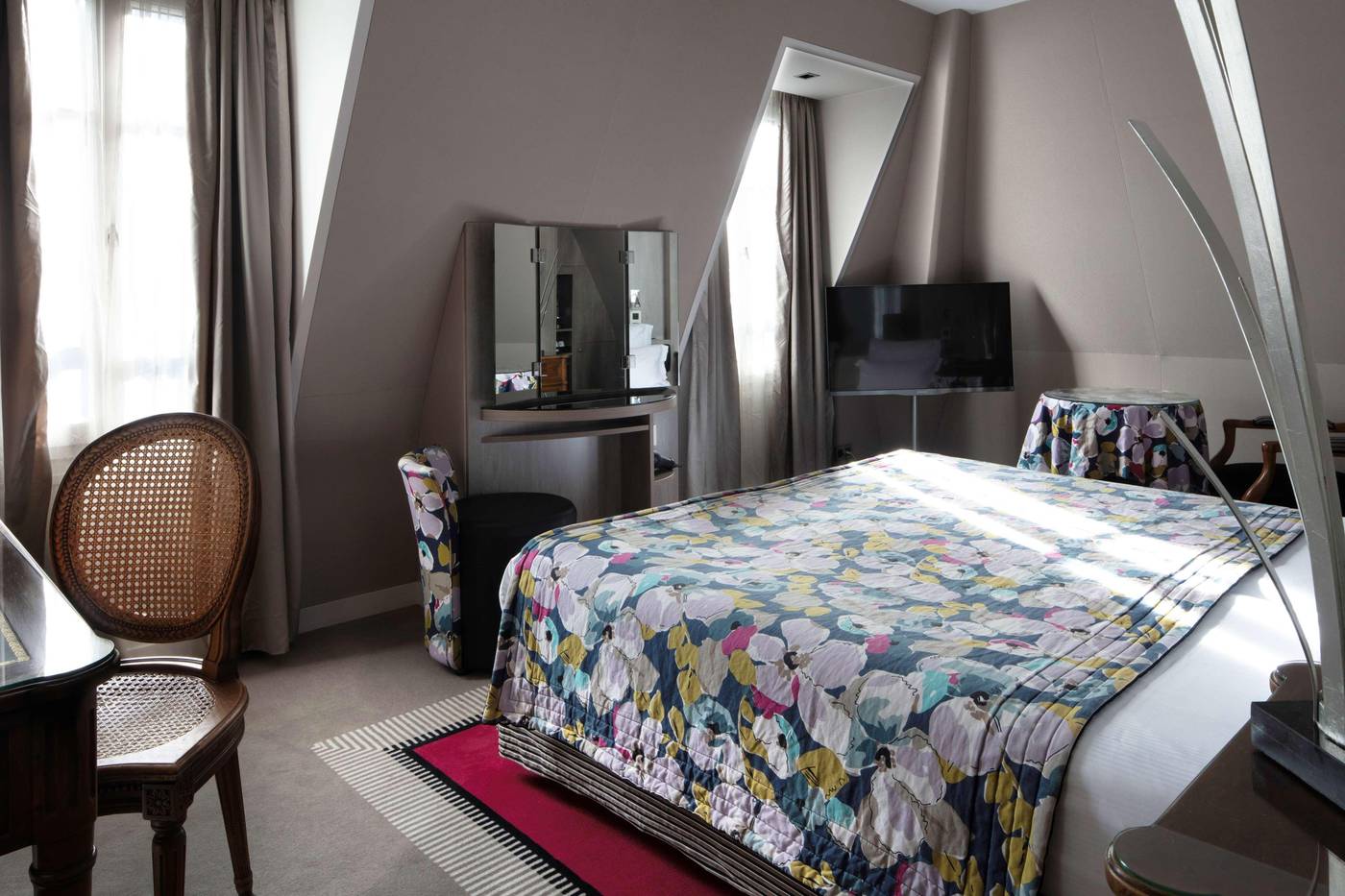 Regent-s-Garden---Astotel-Room-14