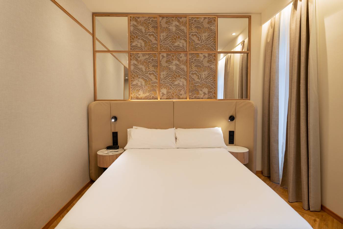 Petit-Palace-Chueca-Room-21