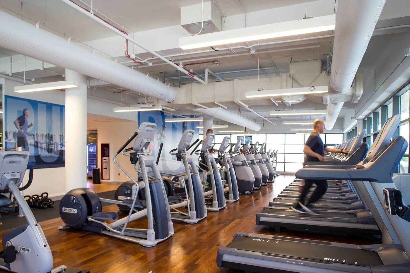 Jumeirah-Creekside-Sports-and-Entertainment-67