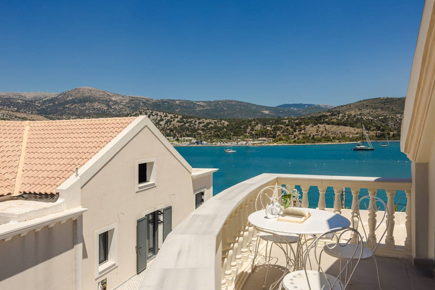 The-Alley-Hotel-Room-74