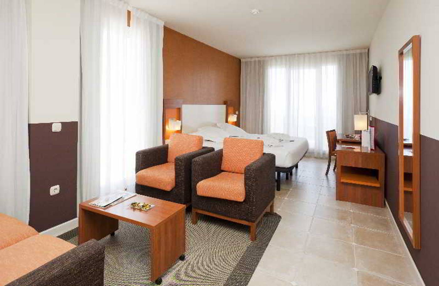 Ilunion-Fuengirola-Room-28