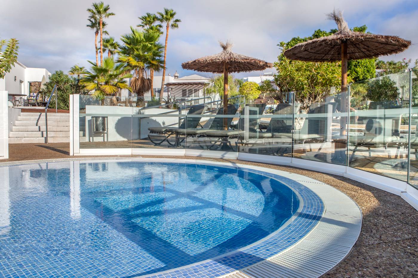 Jardines-del-Sol-Pool-7