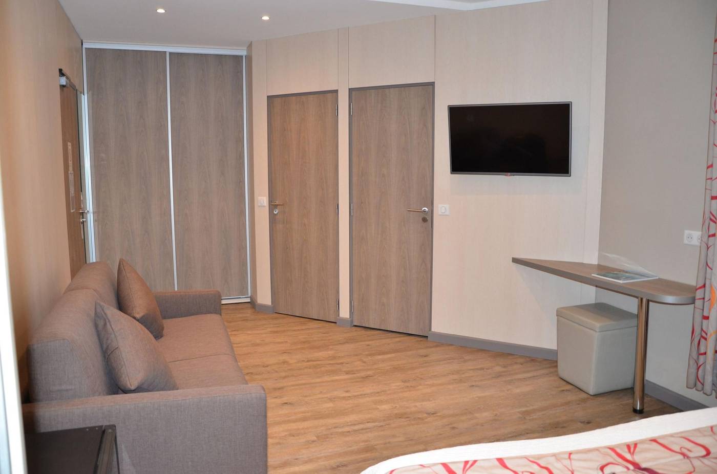 Hotel-Le-Revest-Room-17