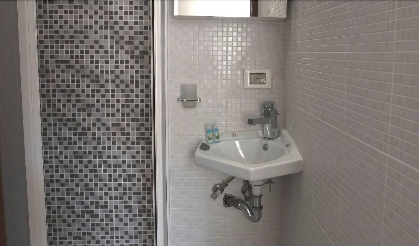 Grandis-Rooms-Room-21