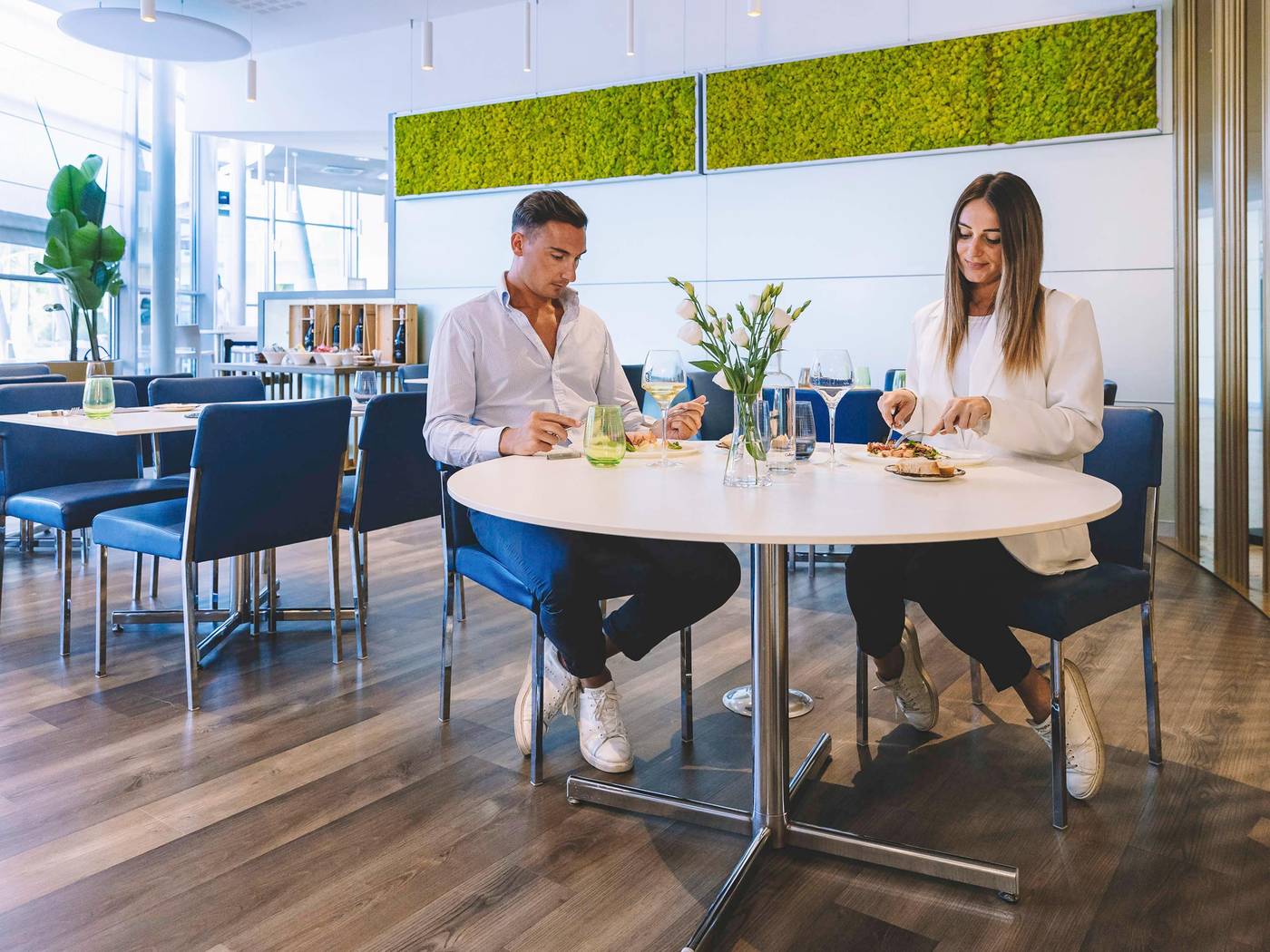 Novotel-Venezia-Mestre-Castellana-Restaurant-25