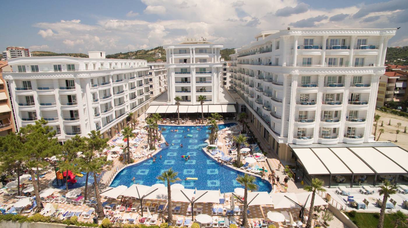 Grand Blue Fafa 15.12.25