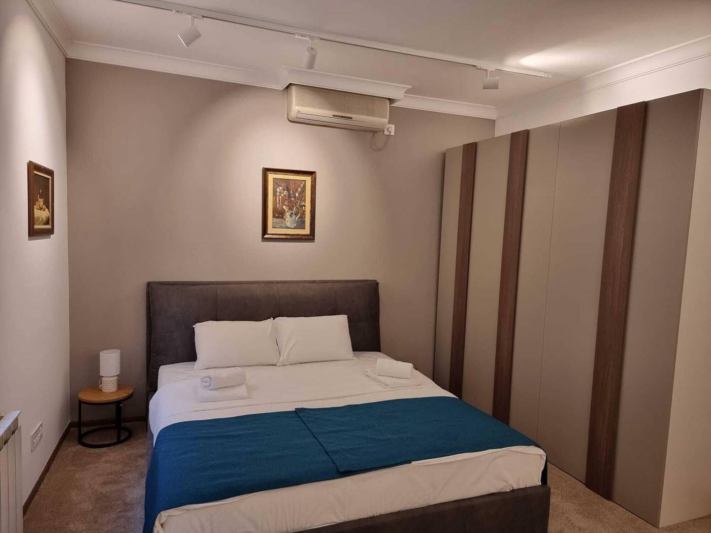 The Location Hotel-Serbia-Belgrade-Room-8