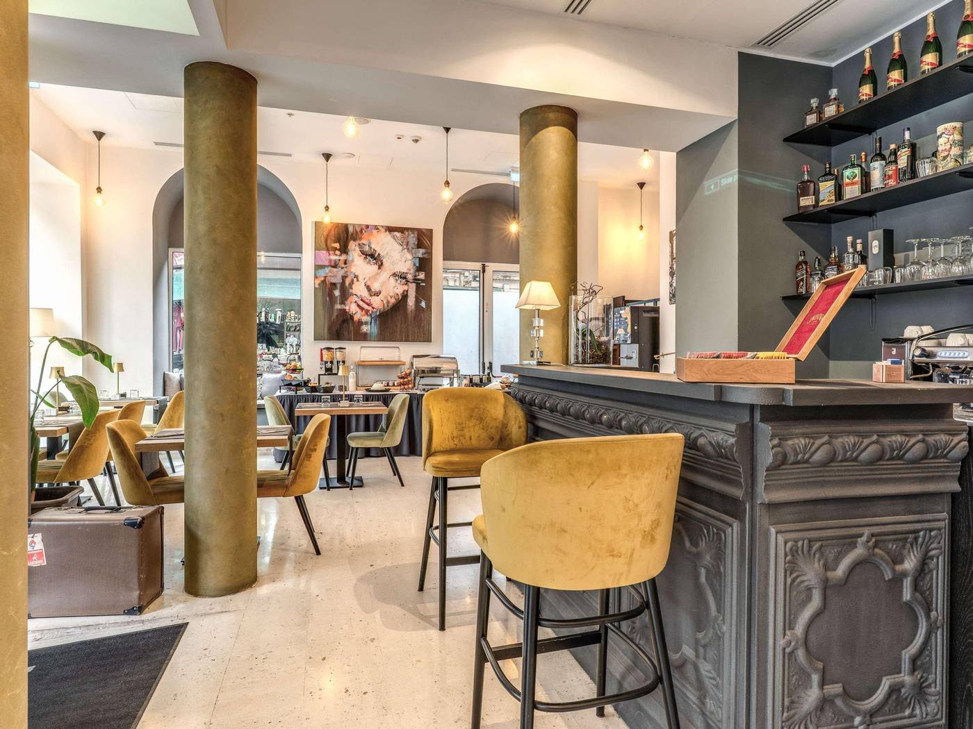 Mercure-Roma-Centro-Termini-General-view-3