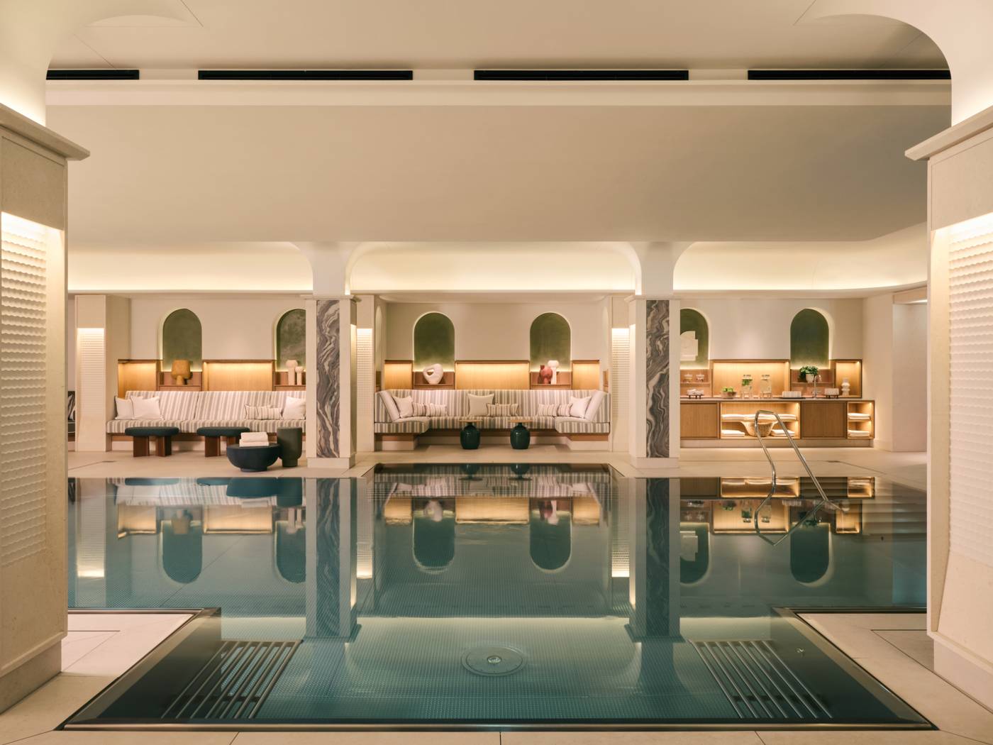 Rosewood-Munich-Pool-61