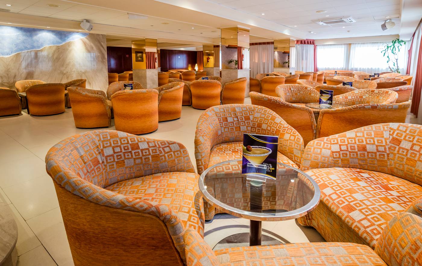 Avenida-Apartamentos-Bar-18