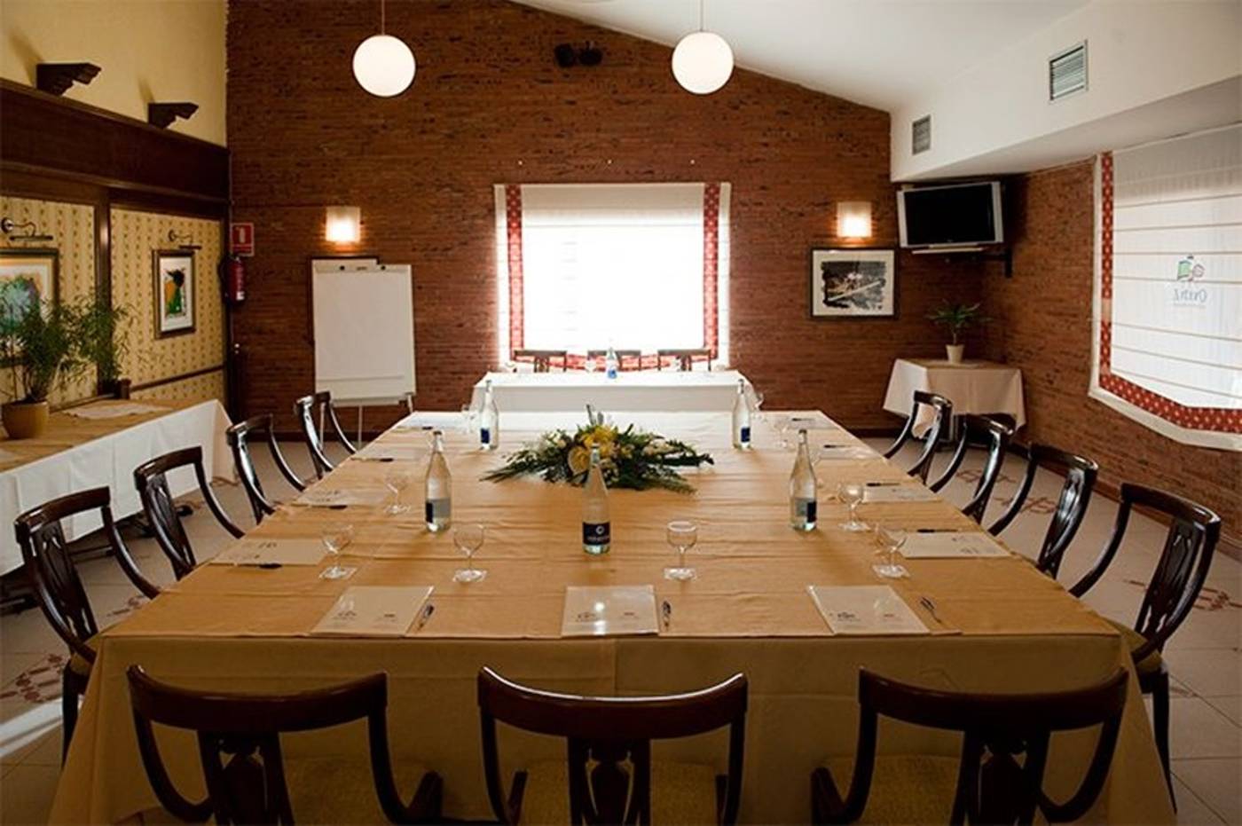 Rey Arturo-Spain-VILLAGONZALO PEDERNALES-General view-5