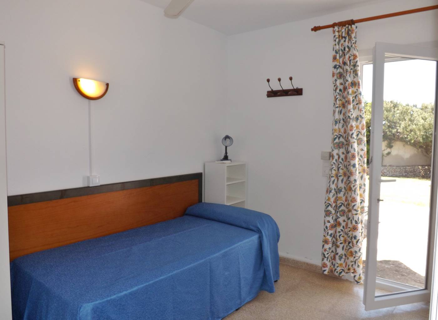 Nure-Cel-Blau-Room-45