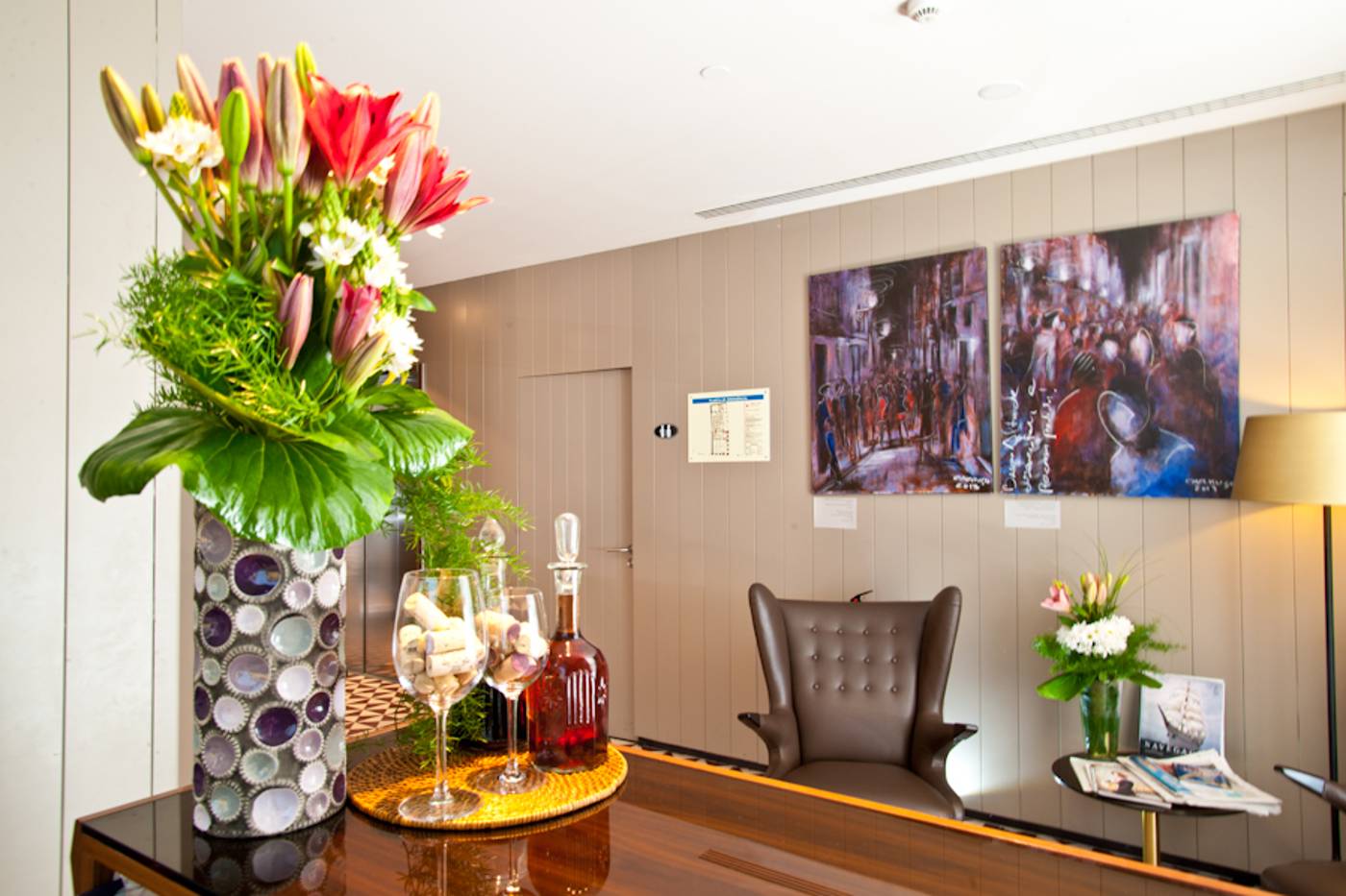 Lisboa-Carmo-Hotel-Lobby-11