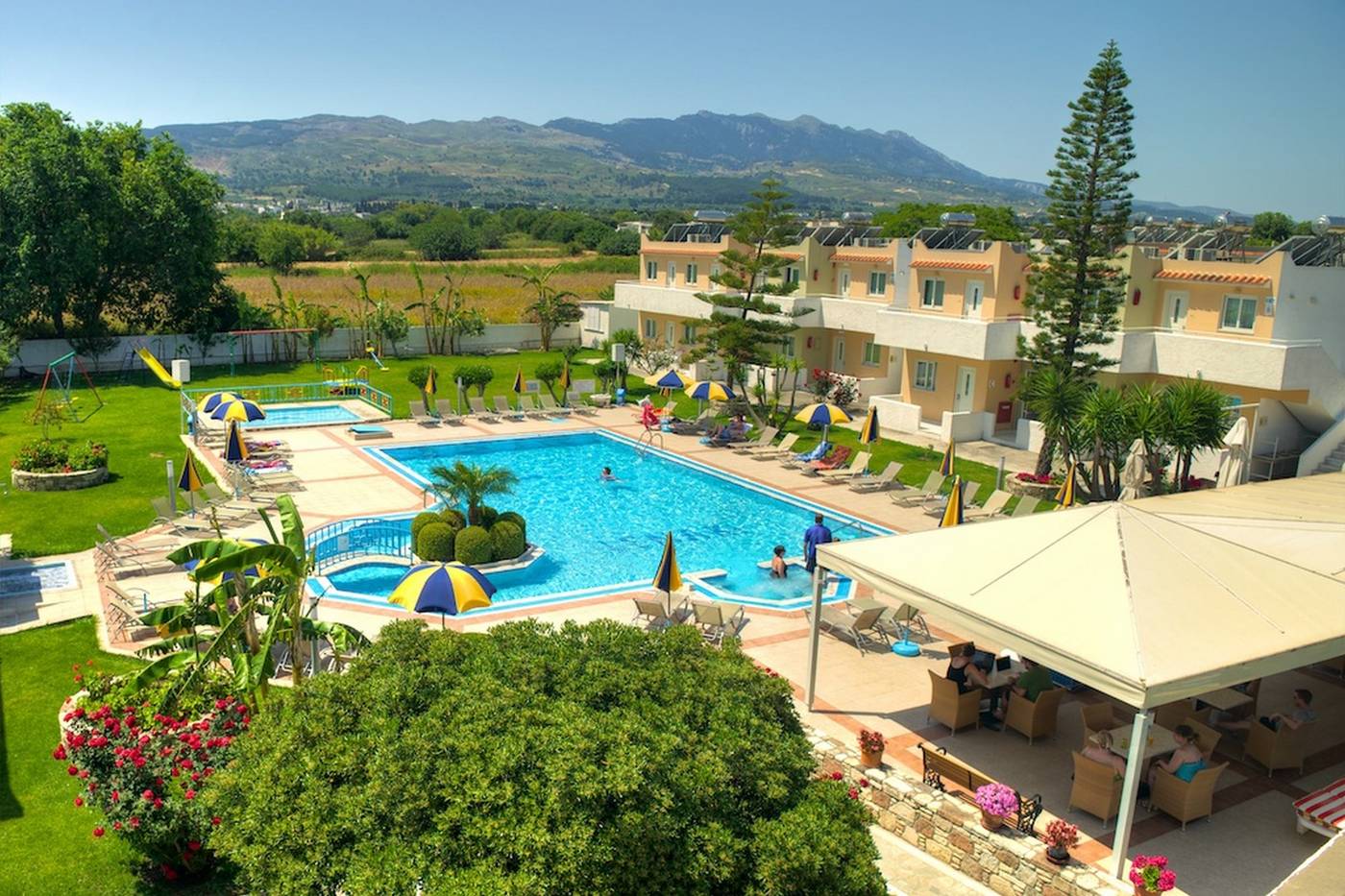 Lenaki-Pool-3
