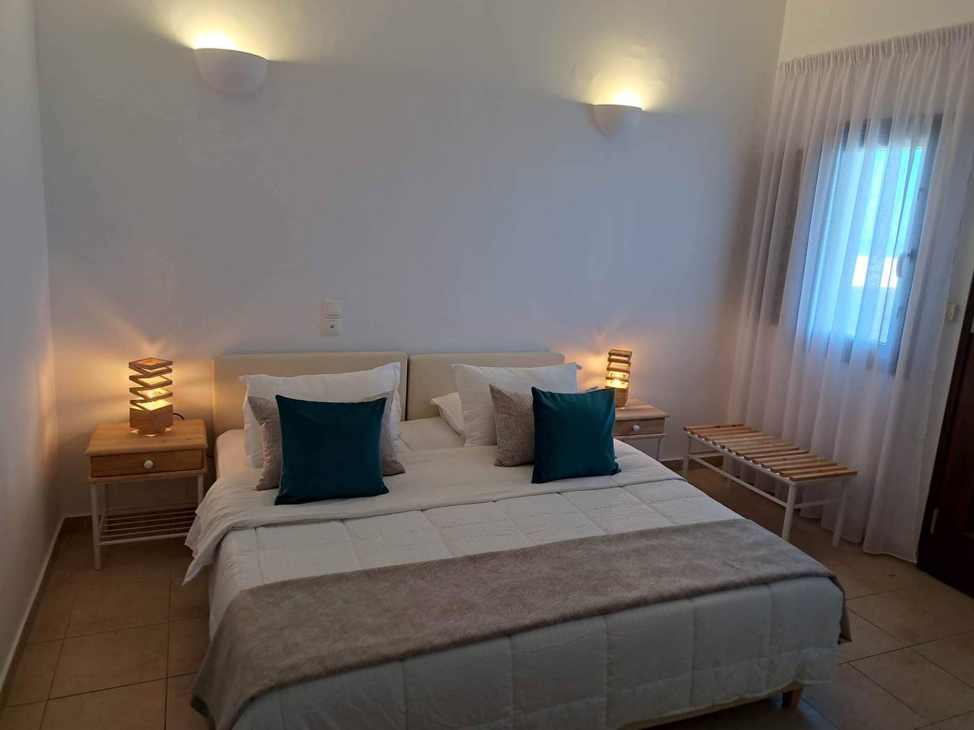 Amerisa-Suites-Room-15