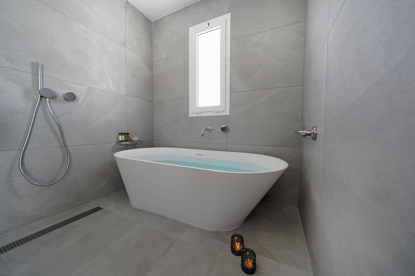 Broncemar-Beach-Room-53