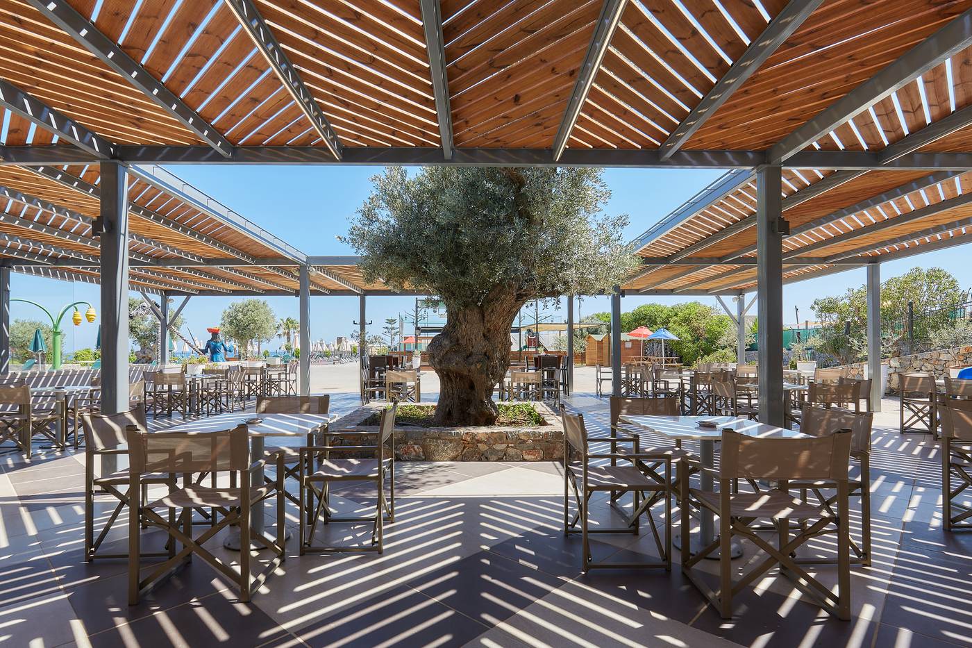 Arminda-Hotel-Bar-26