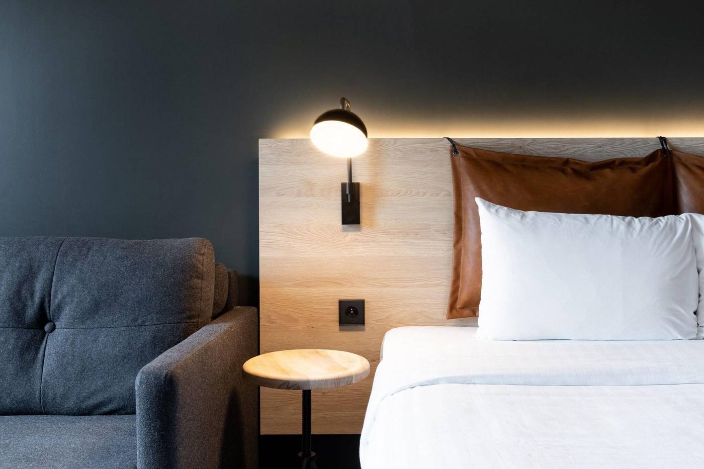 Moxy-Paris-Val-D-Europe-Room-29