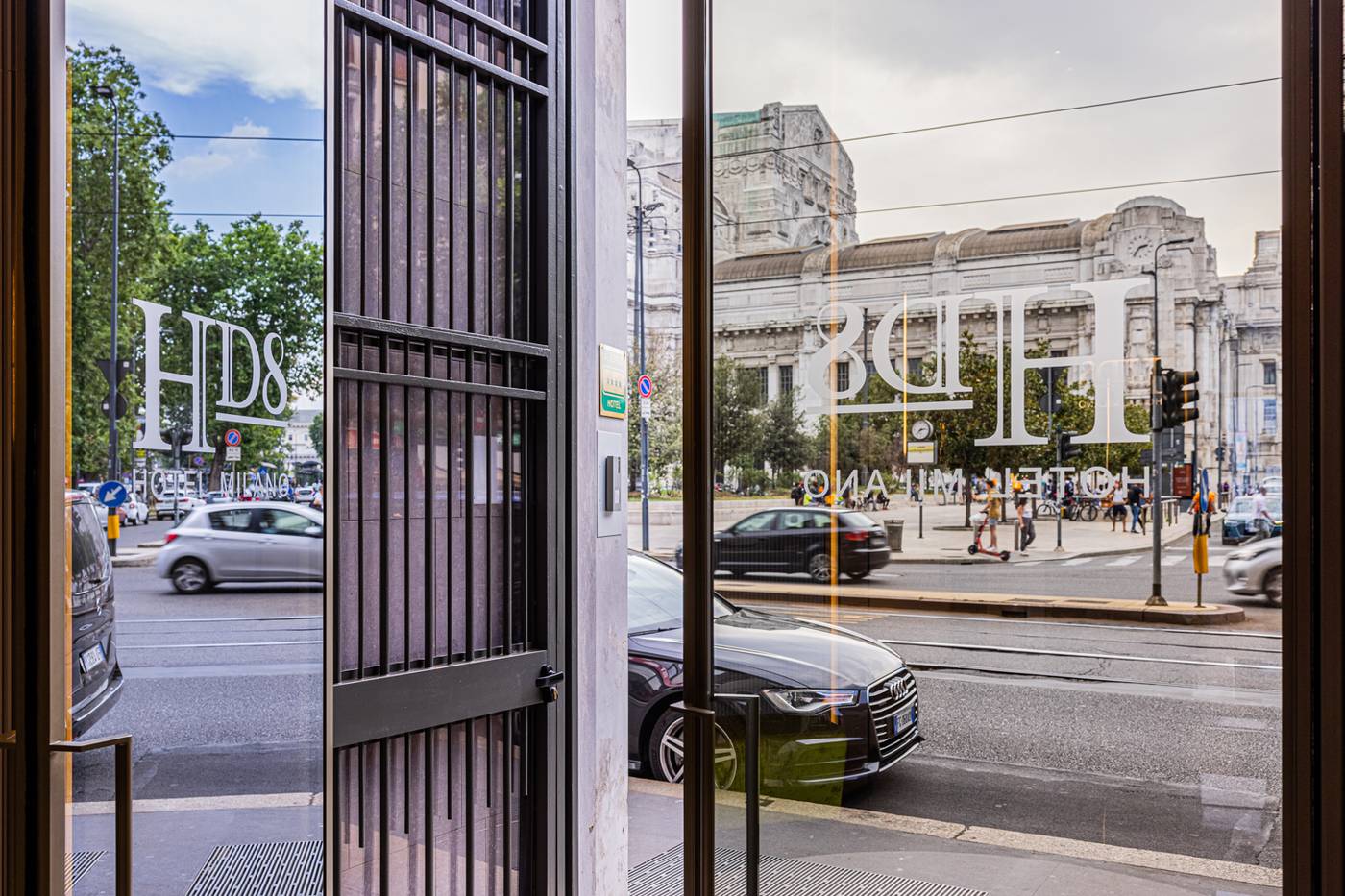 Hd8-Hotel-Milano-General-view-3