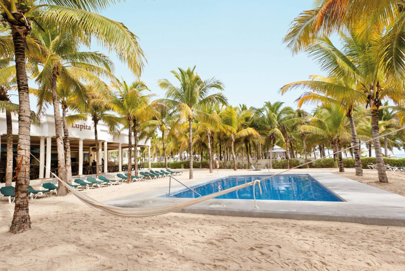 Riu-Lupita-All-Inclusive-Beach-3