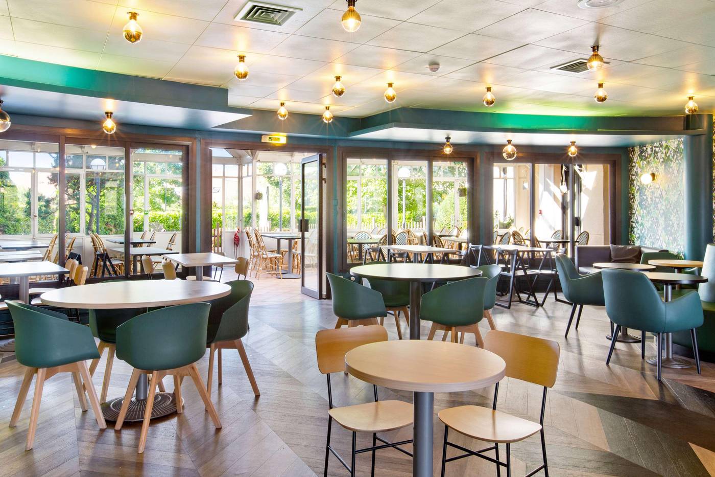 Best-Western-Hotel-Grand-Parc-Restaurant-11