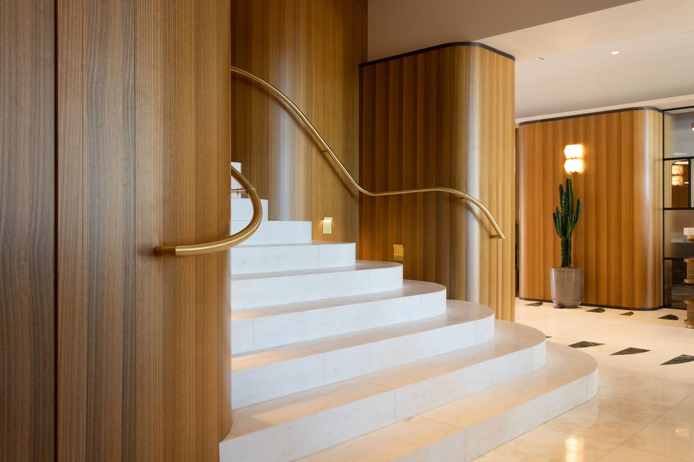 Le-Grand-Hotel-Lobby-75